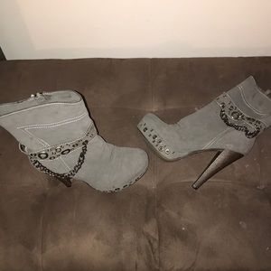 Women’s high heeled boots size 6.5